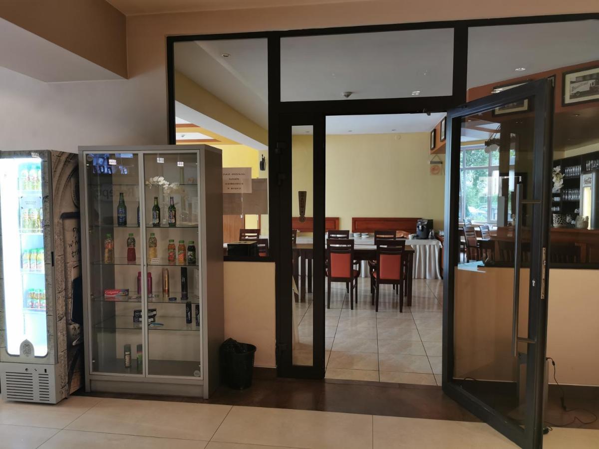 Hotel Gambit I Restauracja Cieszyn Cieszyn  Extérieur photo
