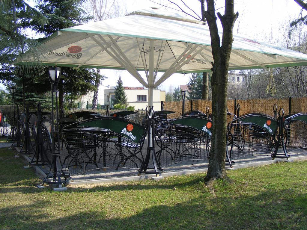 Hotel Gambit I Restauracja Cieszyn Cieszyn  Extérieur photo